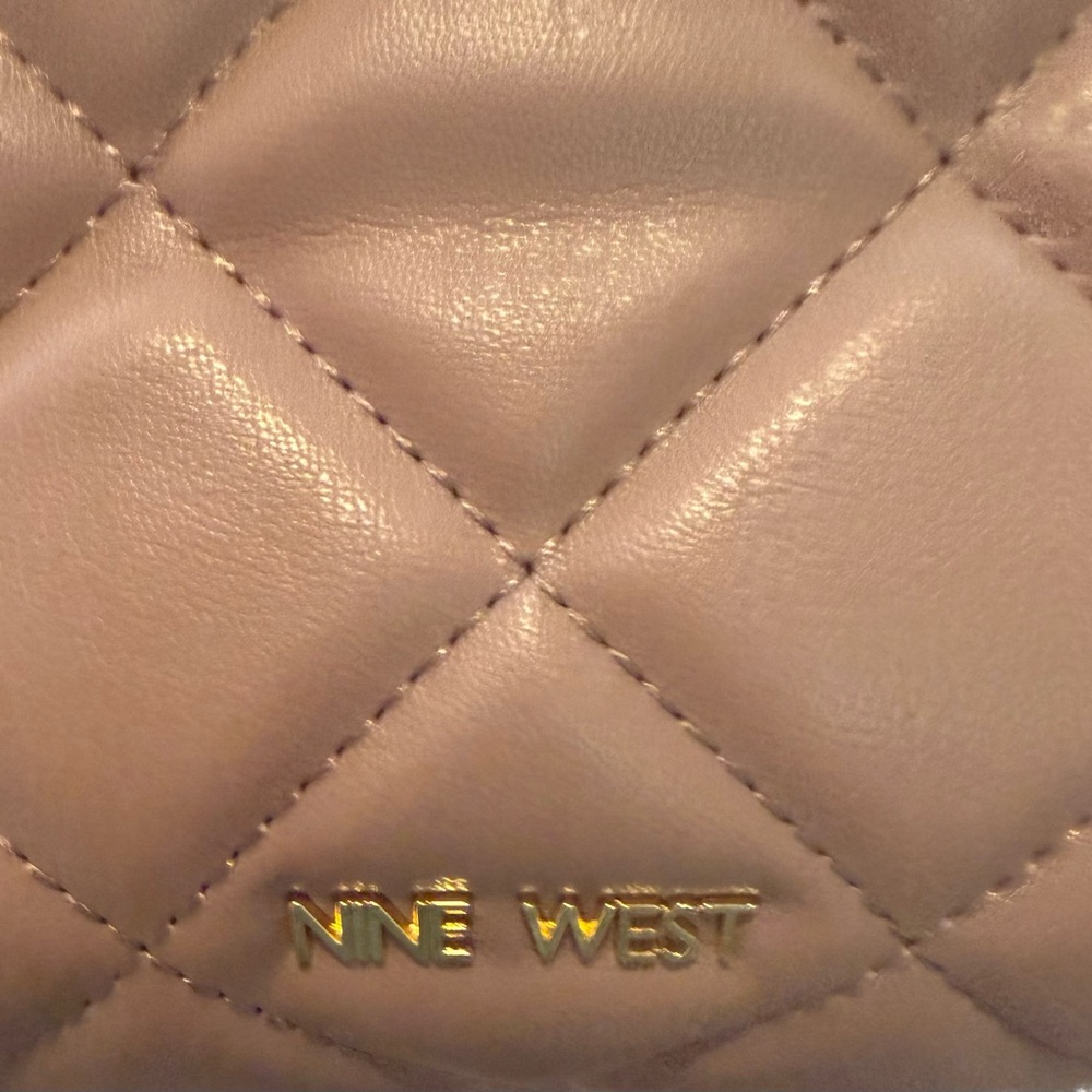 Nine West Handbag - Picture 3 of 9